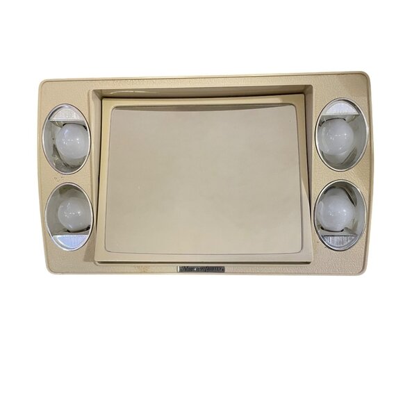 Mirror Lightly Other - Vintage Mirror-Go-Lightly Lighted Makeup Mirror with Travel Case Used